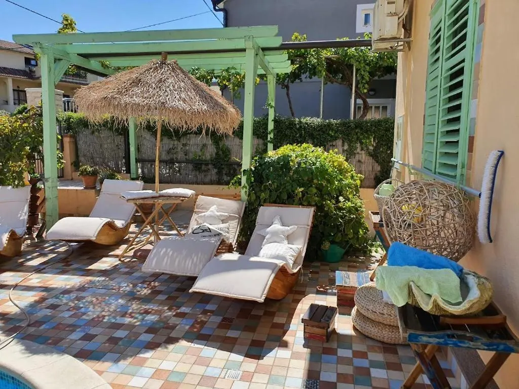 Casa Rustica Ivano Biograd Na Moru Villa